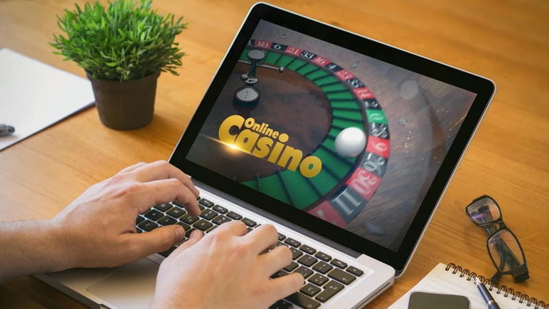 Quy trình rút tiền đơn giản tại casino online cùng Vnloto, hoàn tất chỉ trong vài phút.