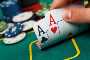 Poker là gì? Chiến Thuật Poker MB66 Hiệu Quả Cho Bet Thủ